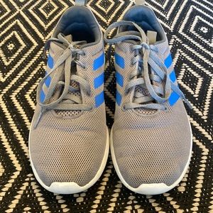 Boys Adidas Shoes size US 4